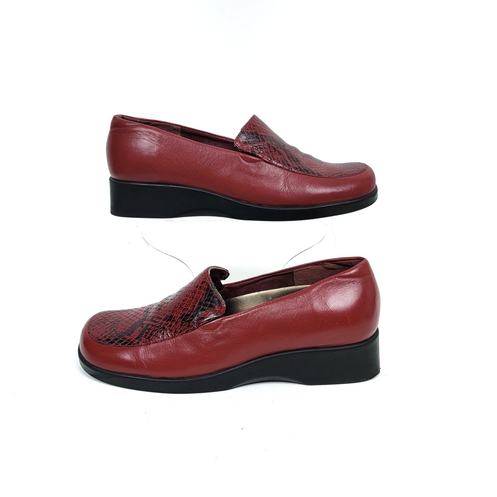 Hush Puppies Womens Red‎ Leather Snakeskin Embossed Wedge Loafers 5.5 M